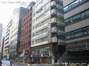 由井