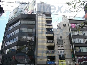 六本木石渡