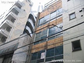 入山司