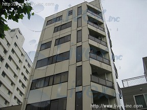 奥富