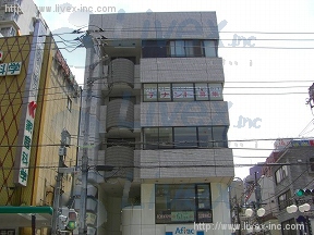 小泉
