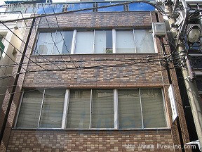 井上