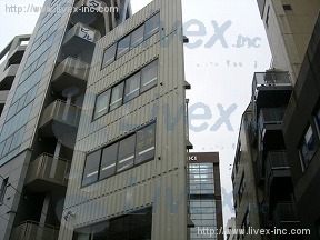 井上