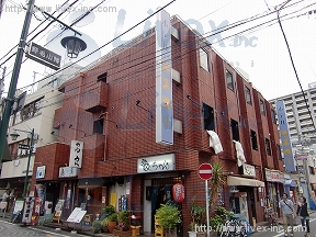 エスター