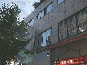港屋店舗