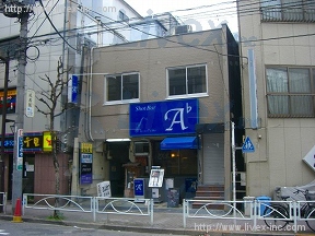 小西