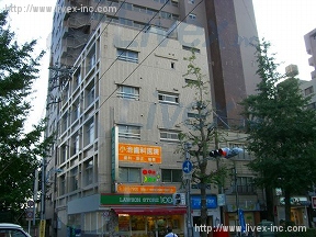 小池