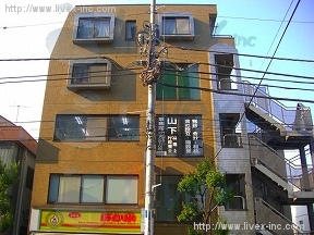 小松