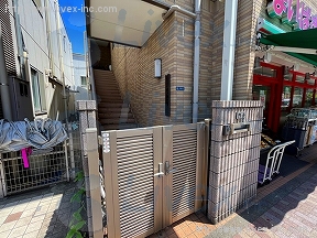 門倉