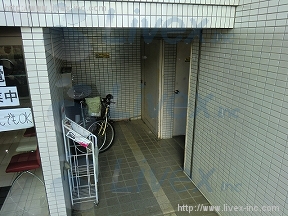 畔川(アゼカワ)