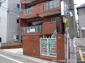 鷹番ハウス