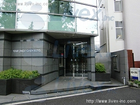 東栄神宮外苑