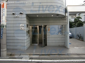 内田