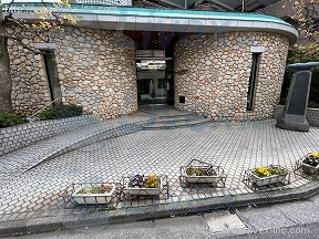ブロンズストーン宇田川