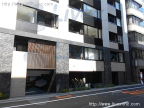 ピアース銀座8丁目