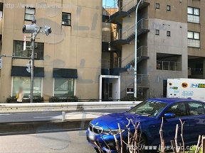 イデ- ル-ムズ上原