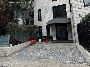NISHIAZABU395