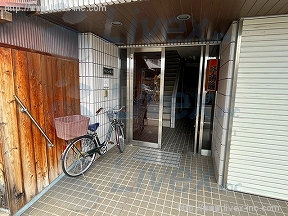 アヴェニュー本多