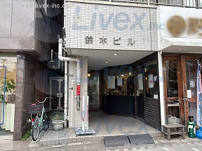 鈴木