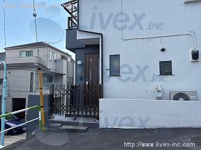 大塚4丁目店舗戸建