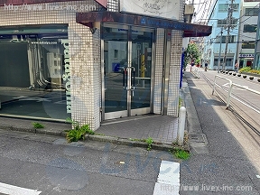 神保町一棟貸店舗