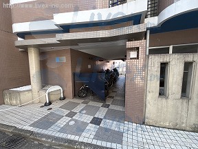 リアル西早稲田
