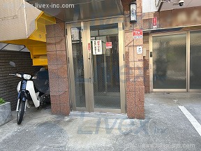アキマンション