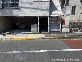 織戸ハイツ