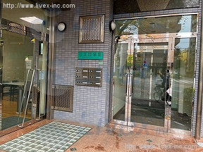 リズ哲学堂
