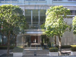 ルネ新宿御苑タワー