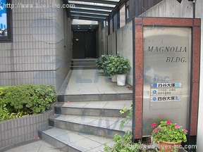 MAGNOLIA