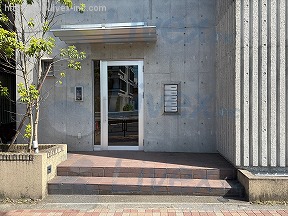 ワタナベ
