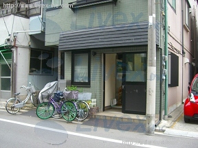 アシスト