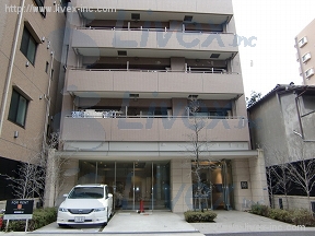 パークキューブ上野