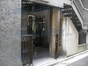 神トラ