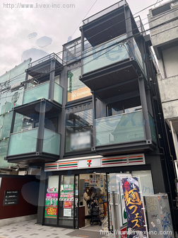 AKビル