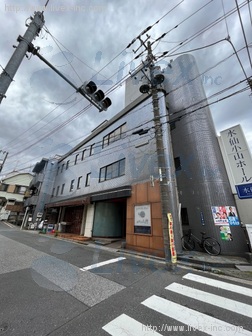 水仙小山ビル