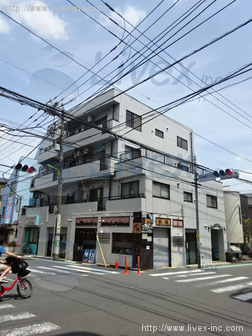 メゾンユタカ