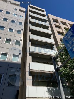 コスモビル