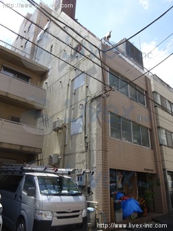 秋山ビル