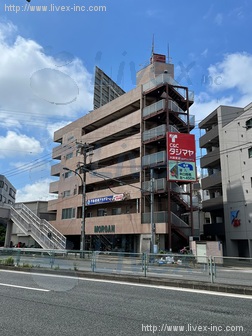 第1伊和起ビル