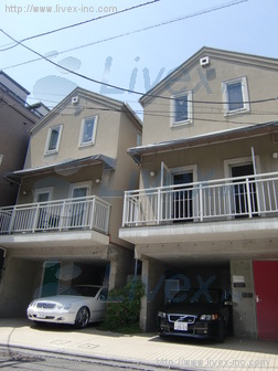 TWIN House
