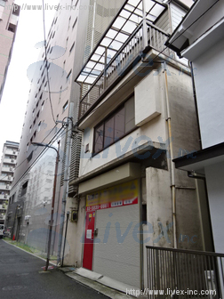 佐久間町4丁目ガレージビル