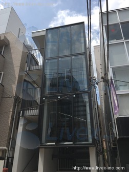 白桃房ビル