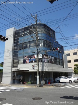 L.crystalビル