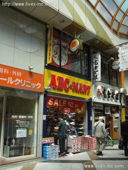 池田サンモール店舗