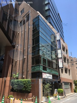 トウマン本社ビル