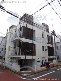 メゾン岡田