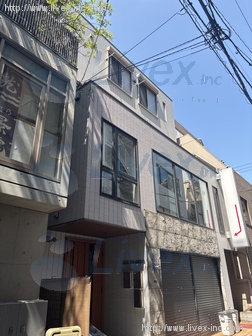 COCO NAKAMEGURO