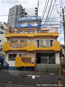 カースルいずみビル